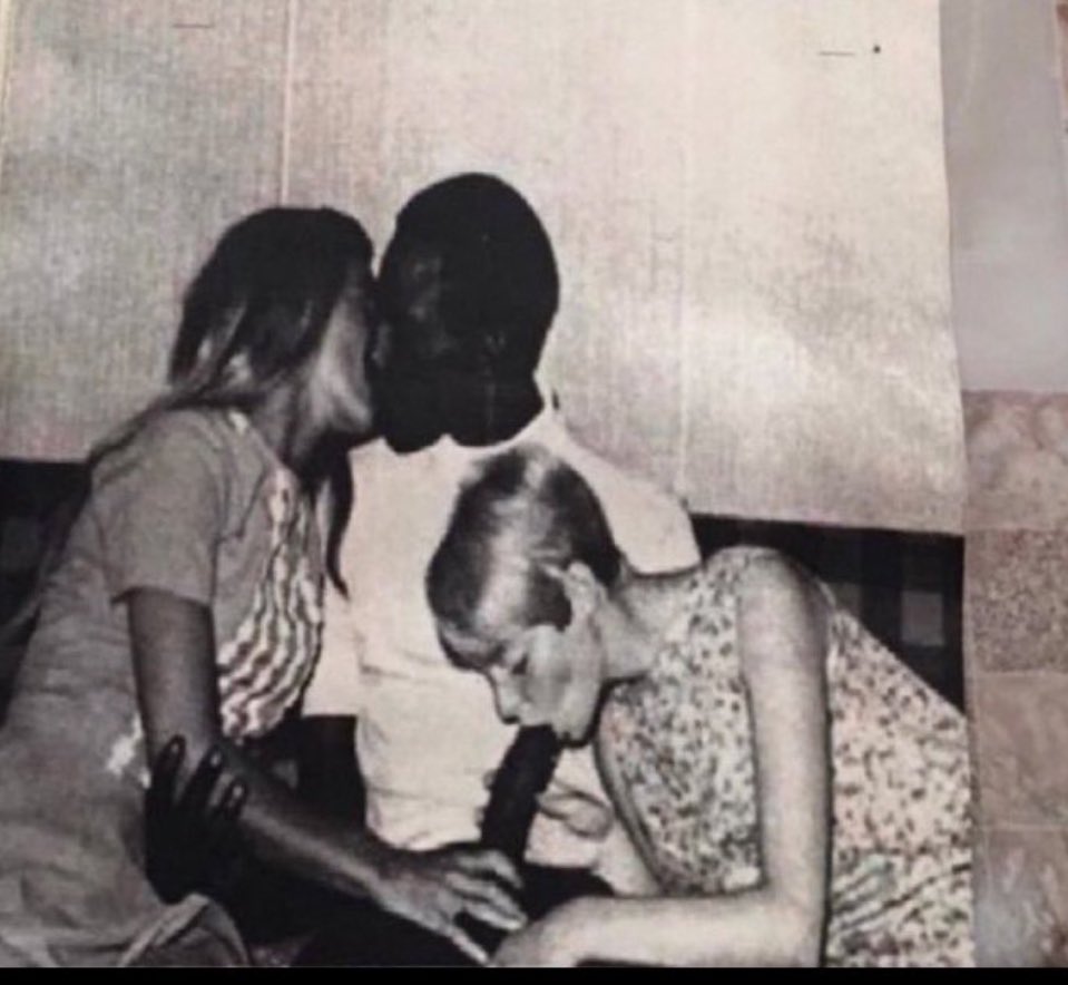 Global Folder tweet media