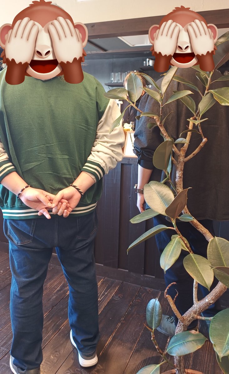 coastocn2's tweet photo. 長男次男連れて OverQ さんへ〜いつものグァテマラオリエンテナチュレでほっと一息裕子です♪
マスターの一挙手一投足に興味津々兄弟ww〜次男くんも気に入った模様☆
#overQ #オーバーキュー
#甲斐市富竹新田 https://t.co/frLEozd8cv