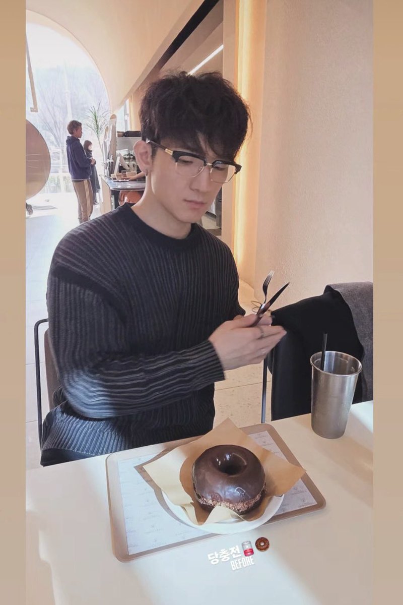 _4TFH's tweet image. ㅋㅋㅋ ㄱㅇㅇ
귀걸이 오랜만에 보는듯?