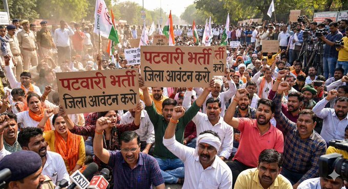 rjrathore_04's tweet photo. राजस्व मंडल से सचिवालय तक
फाइलों की बस आवाजाही है,
तैयार सूची, तैयार अभ्यर्थी
फिर पटवारियों की नियुक्ति में देरी क्यों जारी है?
कब मिलेगा जिला आवंटन का आदेश?
 #पटवारी_ज्वाइनिंग_दो
@hemantmeenabjp https://t.co/Xd8Mf9ZPje