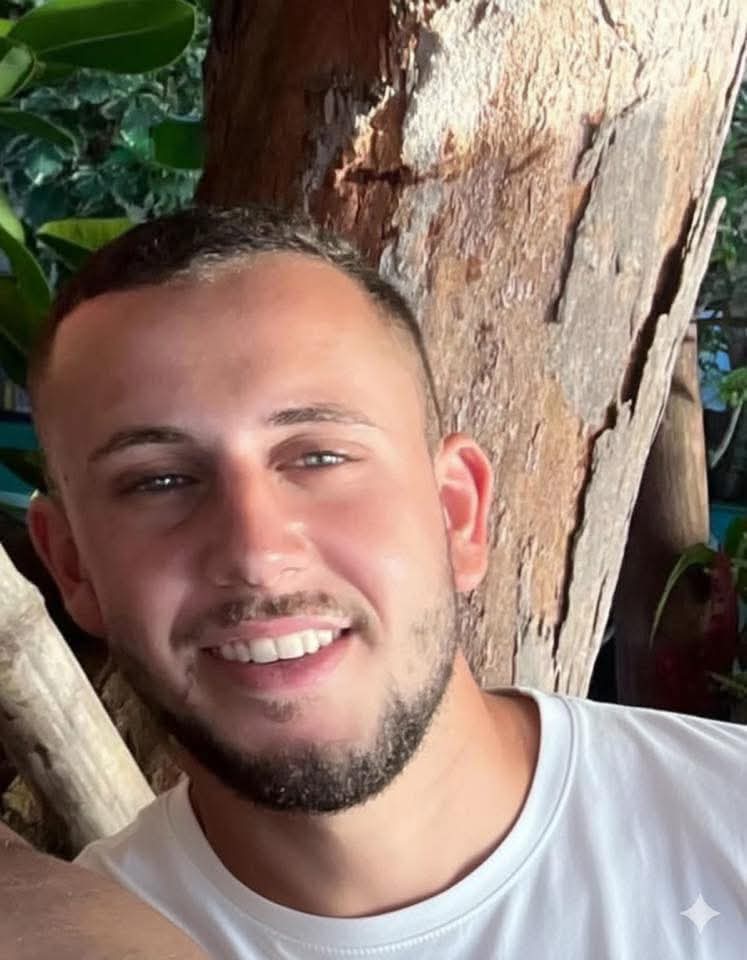 אמא של ליאל איטח שנרצח באכזריות בנובה כותבת:

מיקי זוהר,
המונח הוא טבח!!! ואת הדם של הבן שלי אי אפשר לכבס, וגם לא להחליף בדם אחר. 

אולי קשה לך עם המונח - הוא מחייב, הוא קשה לעיכול והוא בעיקר מטיל אימה עליכם כי מוציא אתכם רע.
ביקשתם להחליפו במילה המעודנת ״אירוע״, כך שאולי ידכם