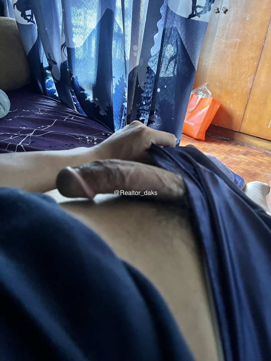 Realtor_daks's tweet photo. after gym nalibugan https://t.co/J82FWTnHRu
