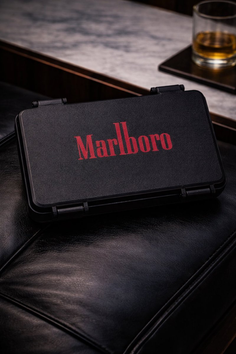 Cryptoppr's tweet image. 入坑2个多月，已经适应这种抽烟方式。