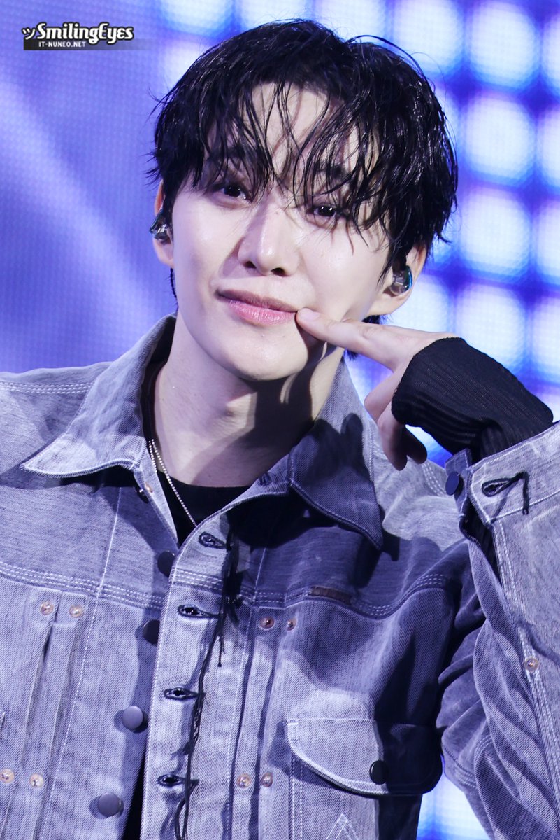 260125 LEE JUNHO FAN MEETING 2026 Stunning Us in Seoul (12)

#이준호 #LEEJUNHO #李俊昊 #ジュノ