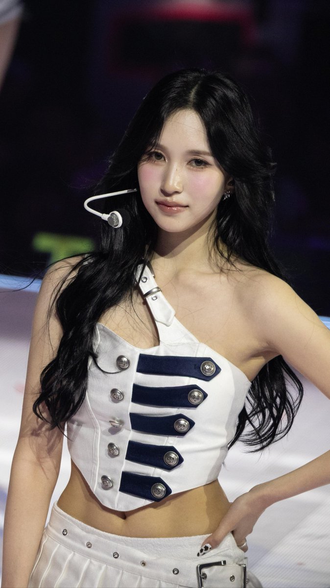 Goddess of Beauty💖 The OP said these photos are all unedited