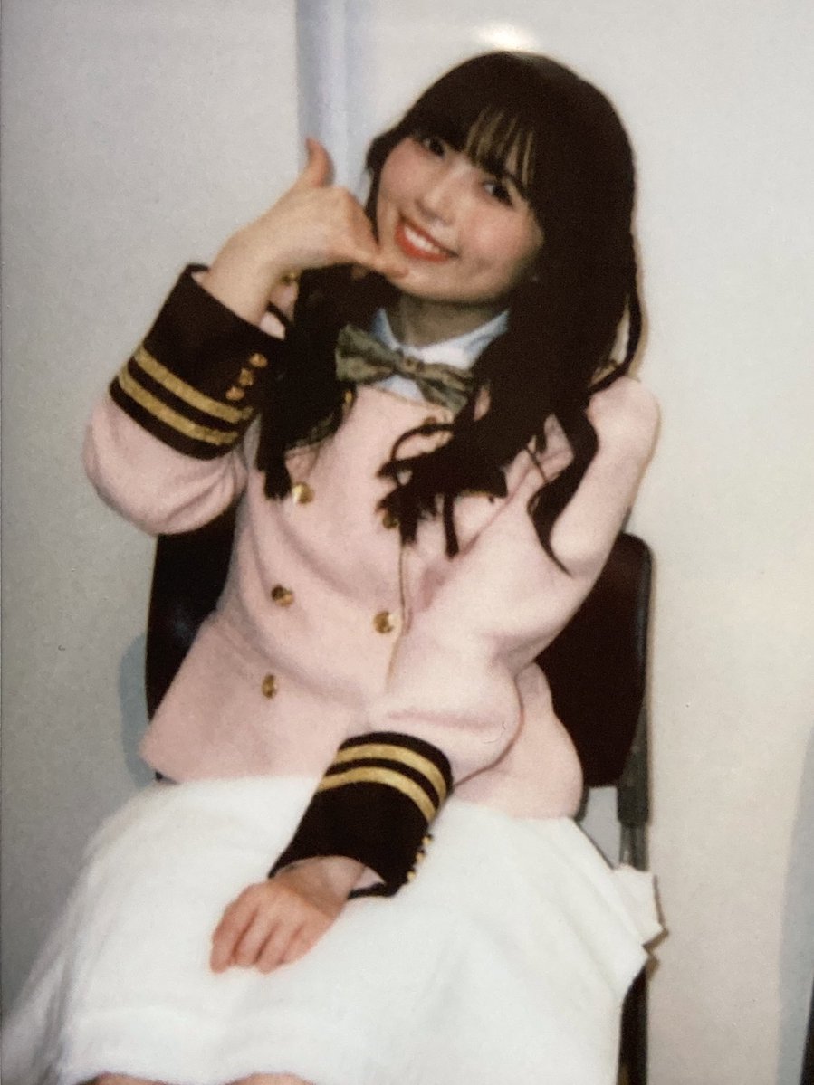 フロントのしおりんからモーニングコールチェキ📞 小声で「起きて起き