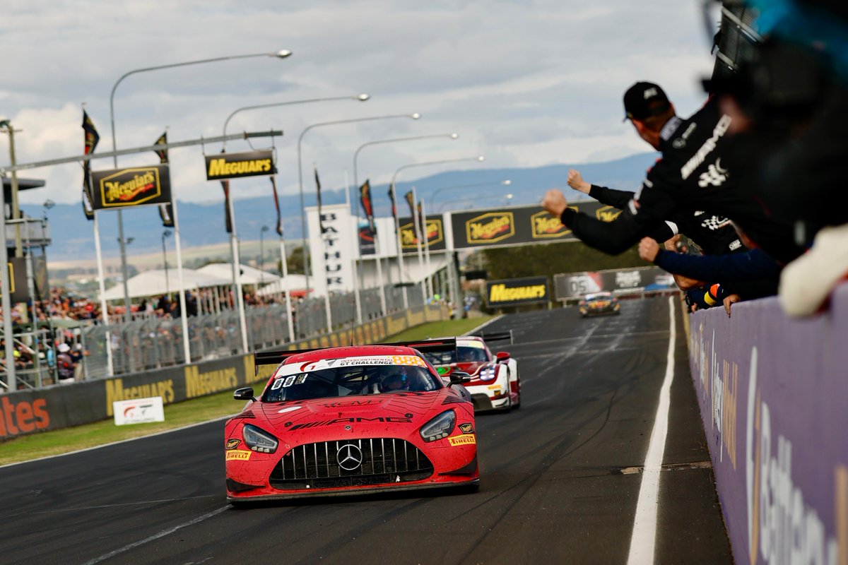 amgmotorsport's tweet image. #B12hr - THEY DID IT.

#888 Mercedes-AMG Team GMR just pulled off the ultimate Mountain masterclass at the Bathurst 12 Hour, charging from P29 to victory.

What a drive by @maroengel, Mikaël Grenier, and Maxime Martin – and a mega job by the entire team! 👏👏👏

#AMG #IGTC