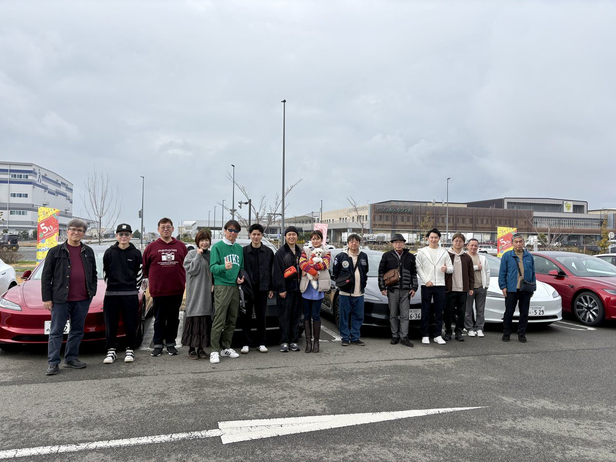 Mark__ev's tweet photo. ＼第49回 九州EVオフ会／

福岡県の「アイランドアイ」にて開催しました！

多方面から電気自動車が12台と
ご参加ありがとうございました✨

志賀島へのツーリングも最高でした！

次回の3月のオフ会は記念すべき50回目��す🎉

 #九州EVオフ会
 #MARK_EV https://t.co/cevg6sfNdL