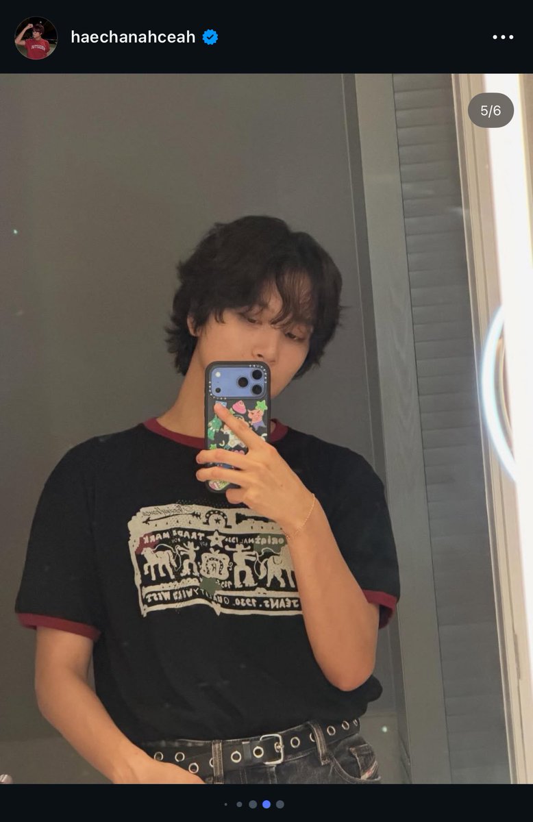 Anjir HAECHHH ANJIR MAHAE PACARAN YA LUUUU FAKKKK ANJRITTTTT. BISA GAK GUE GULUNG AJA DUNIAAAAAAA???????

BIAR APA DEPANNYA FOTO2 MAKEU, TERUS BELAKANGANGNYA FOTO DIA CANTIK BNGTTT??? Mauuuuu mengguncangkan hatiii kitaaa???!