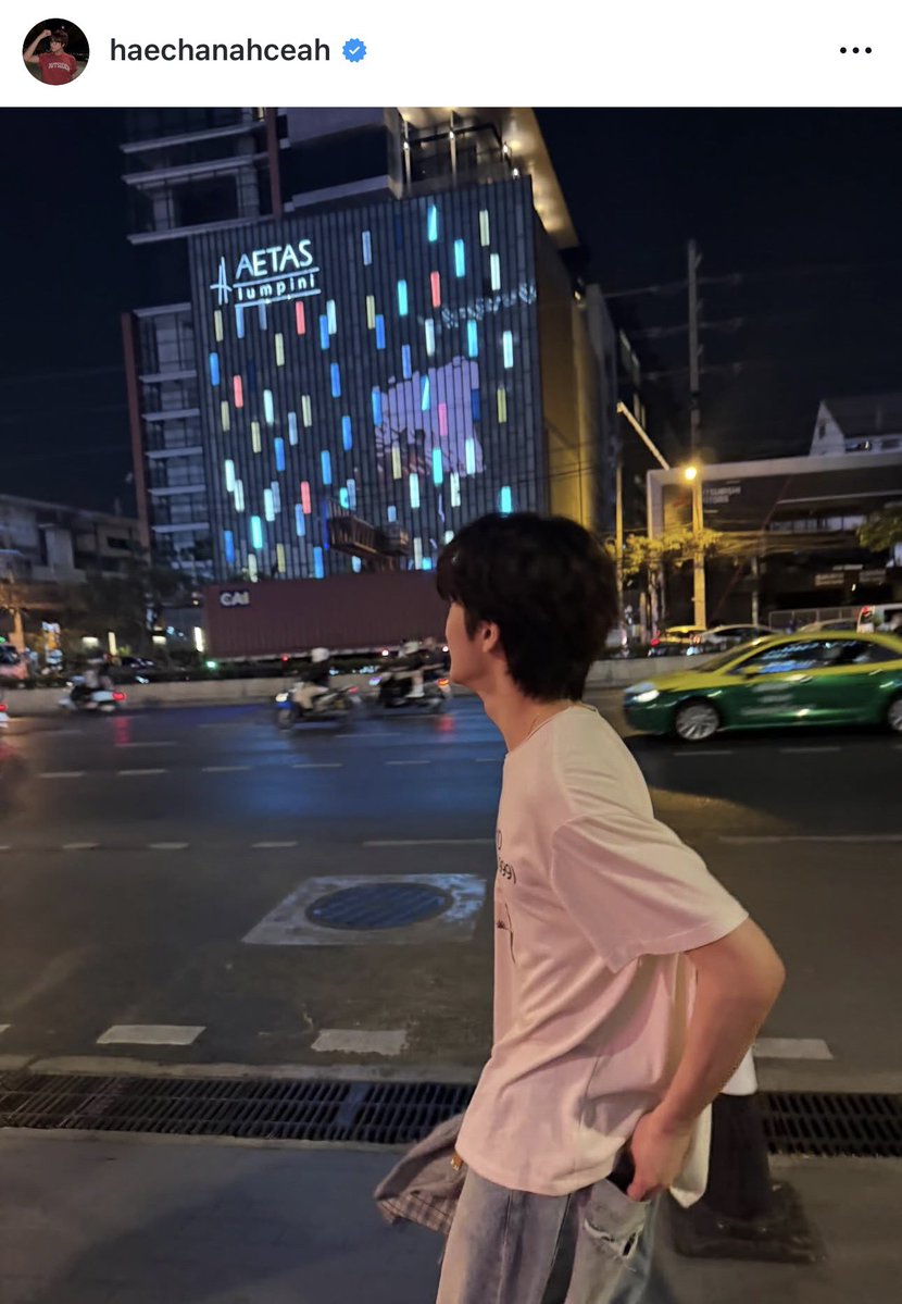 โห ยิ่งกว่าอีก ชงๆว่าวัสดุแฟนหนุ่มในไอจีสตอรี่แต่คือนี่ไม่ได้ลงสตอรี่ไง แต่ลงโพสต์หลัก เคปะ