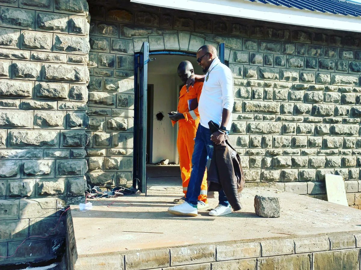 Sacrinos Π 🇰🇪✊🏿 tweet media