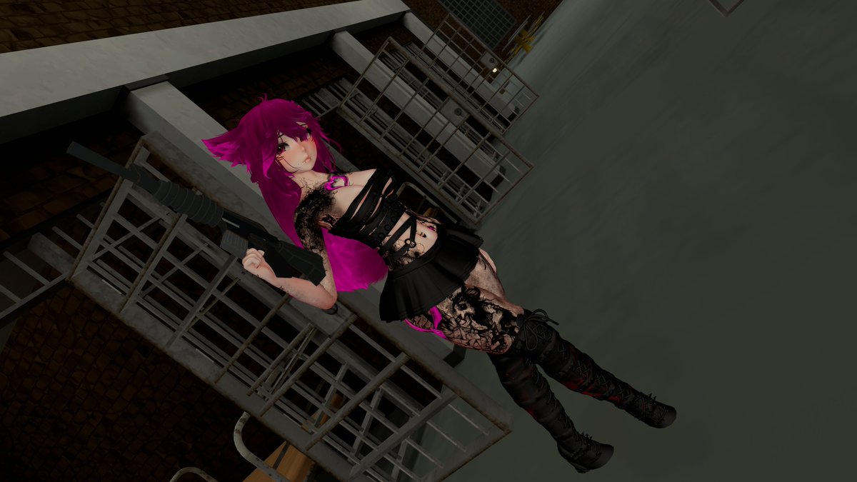 vivid_eliya's tweet photo. Careful!

THE BADDY GOT OUT!!! https://t.co/u550J7oqIS
