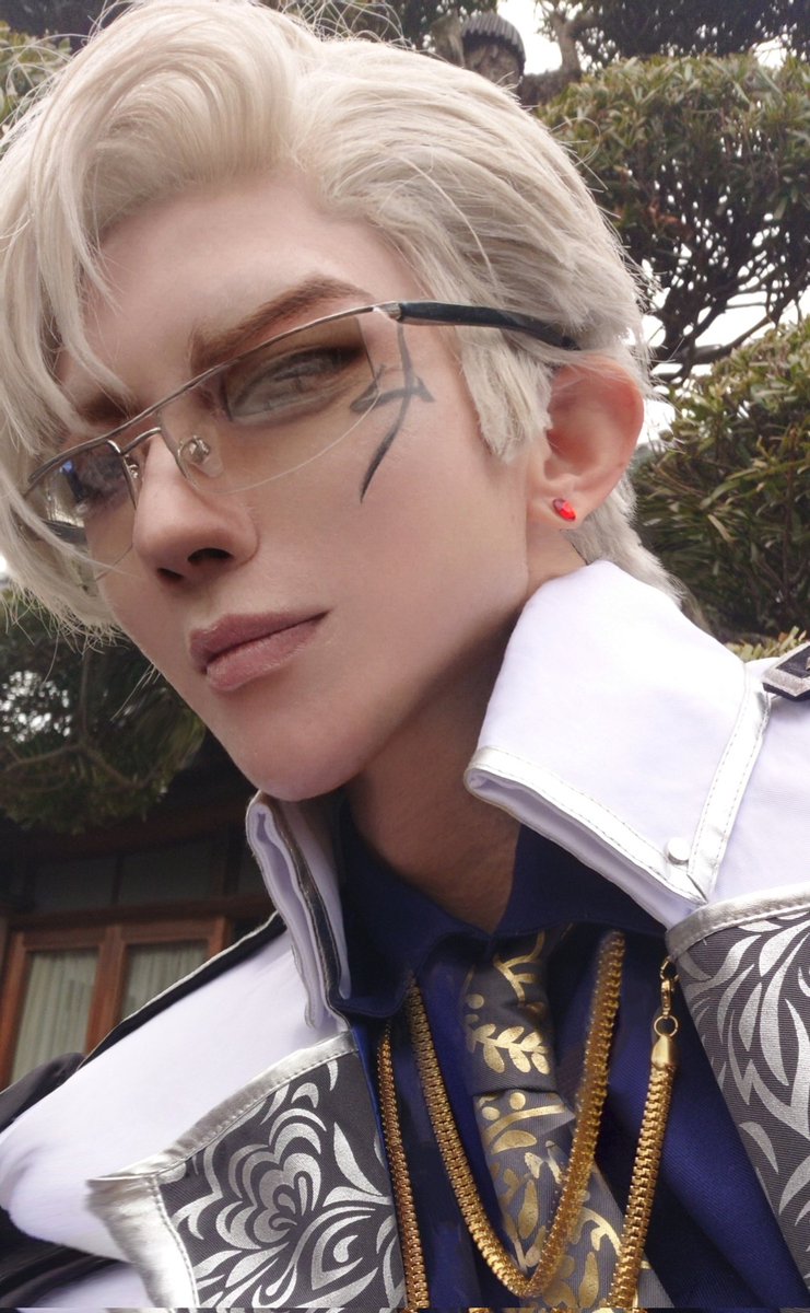 御参加下さった皆様ありがとうございました😍本当に格好良くて優しくて惚れ惚れする刀達が顕現して下さり幸せでデレデレでした🥹💞和やかで楽しい1日を御一緒して下さりありがとうございました🙇‍♀️💞
山鳥毛cos #0214はり本丸