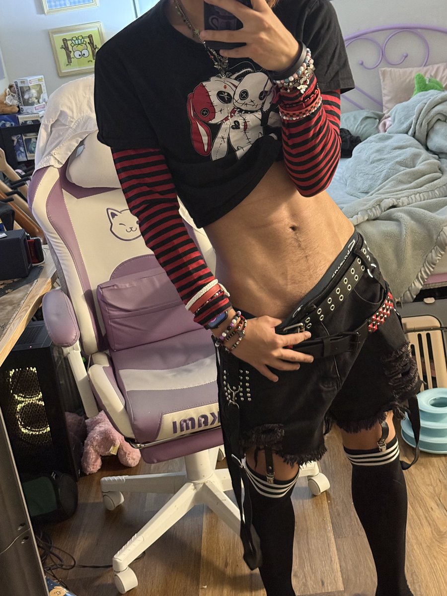 xAltDreamx's tweet photo. Just a dum bunny redoing her pinned :3c
   • 21 yo ✨ 
   • they/she/he
   • omnisexual(fem+)
   • huge switch and vers!!!
   • kinks: pet play, bondage, free use, cnc, somno :3
   • DNI MINORS🔞
   • DMs open <3

♡ &amp; ↻ to be moots
#nsfw #nsfwtwt #trans #t4t #mtf #femboy https://t.co/cUPP8h0sEh