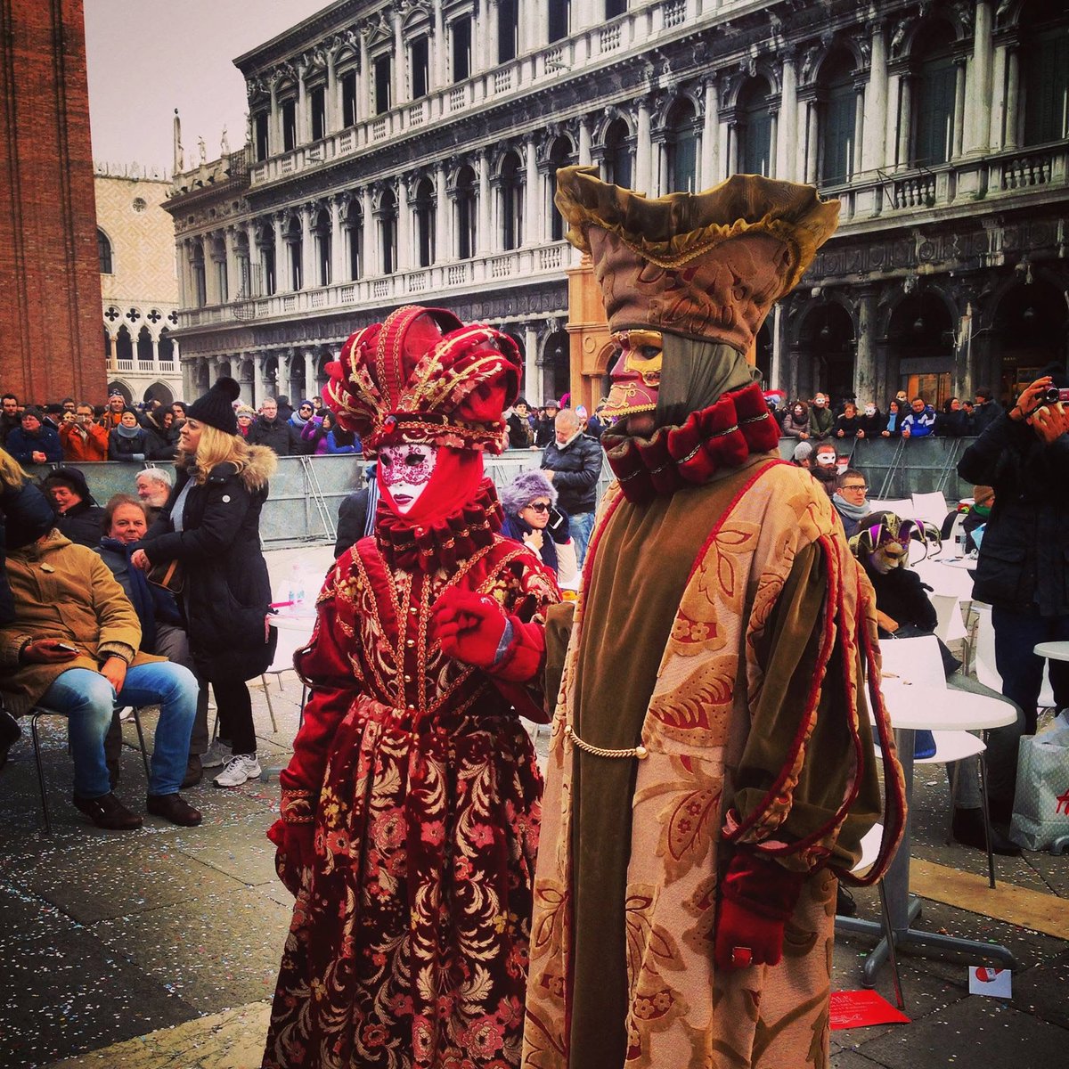 昔行ったベネチアのカーニバルの写真出てきたー。やっぱりカーニバルは