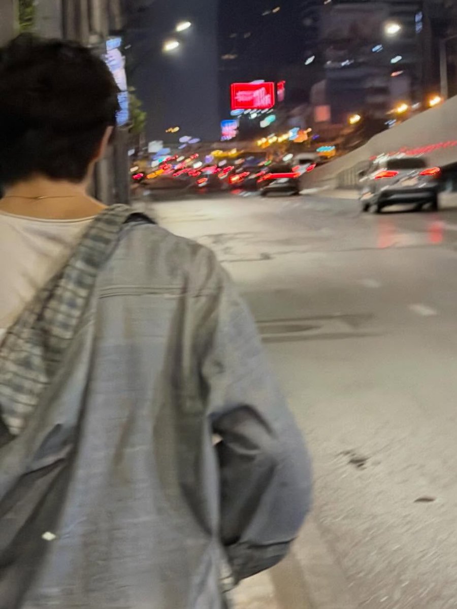 กุไม่เคยแอบถ่ายเพื่อนแบบนี้ ดงม้าคเป็นอะไรกัน