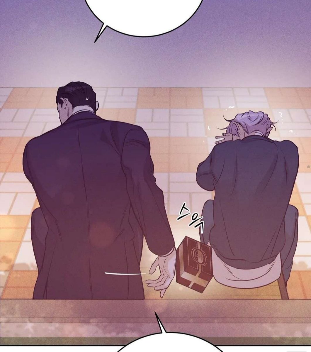 Nuri66928602's tweet photo. "S : I wonder did he also cry waiting and worrying about me that time"

Let me tell u seunghyun shi
He is
Longer than u think

#IgniteTheDawn #PearlBoy https://t.co/cKgkLUqbed