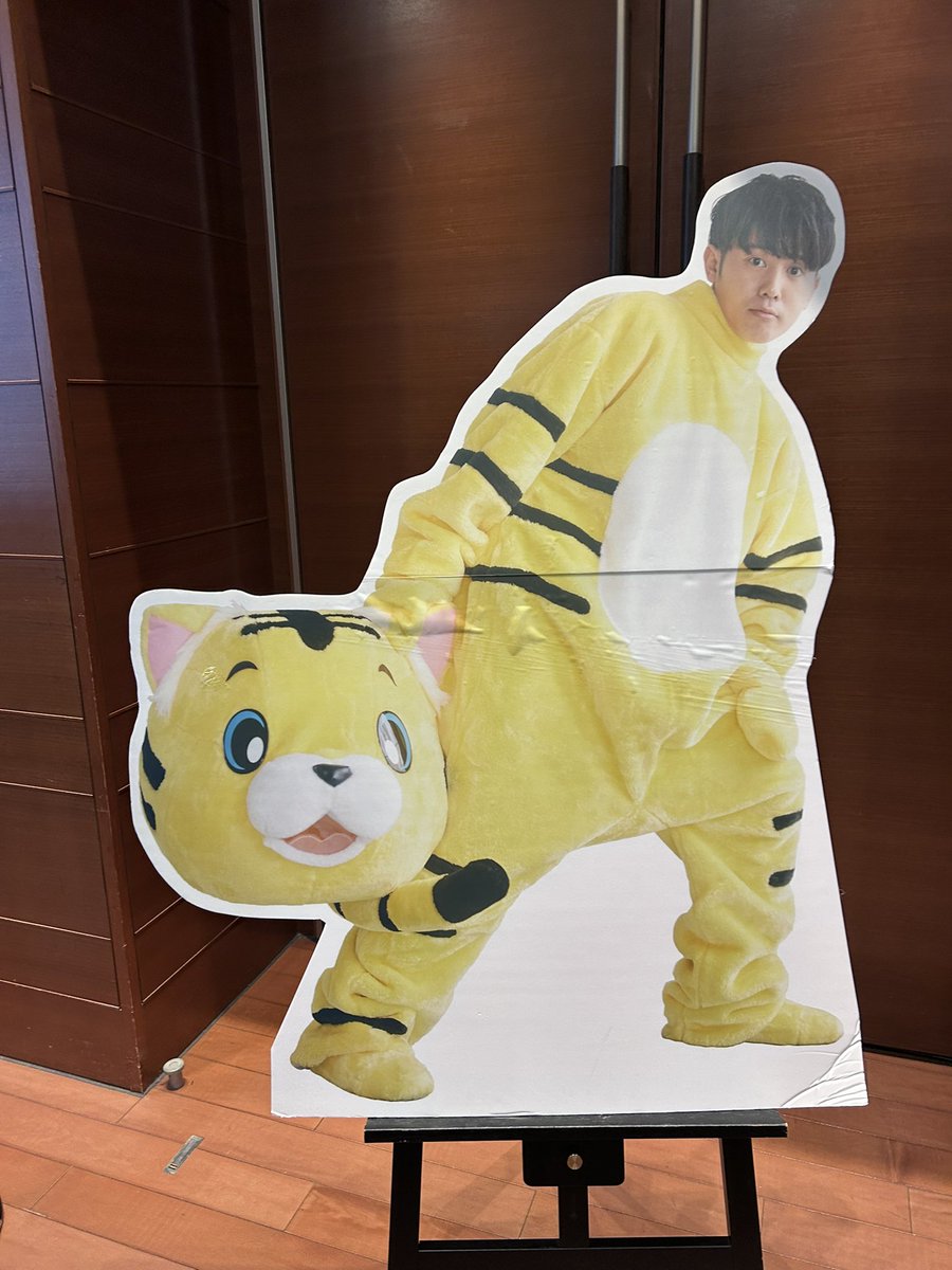 f3m180042's tweet photo. 本日はこちら

#樋口大喜 #電波ってんねん
#SPACE14 https://t.co/FIUkZwMcYY