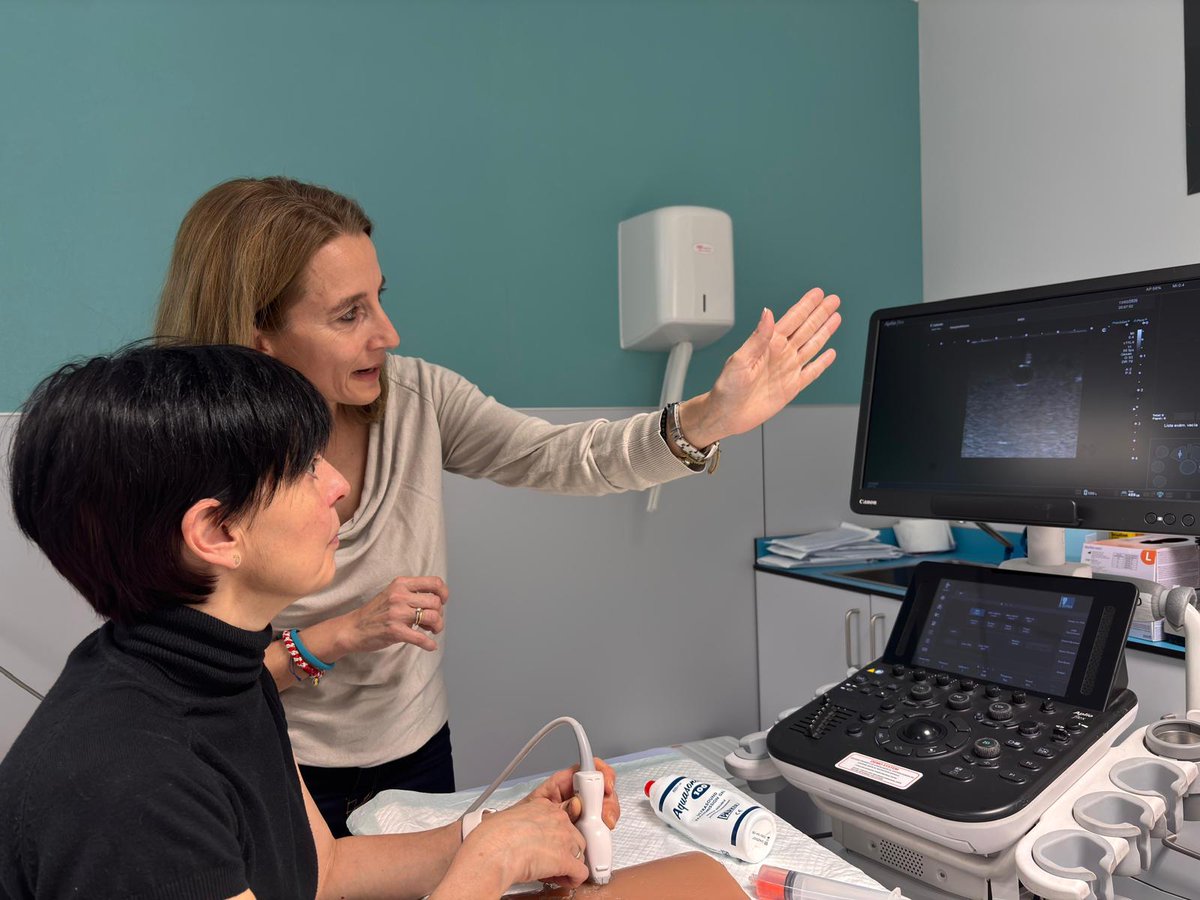 NefrologiaHUIS's tweet photo. Nuestra dra @silcaldes ha psrticipado como docente el la 3a edición del curso Ecografía básica del acceso vascular para enfermería nefrológica organizado por la @SEDENenfermeria 

Gracias a tod@s por vuestro interés!!

#ecografiaFAV 
#accesovascular https://t.co/R0dqy4piBx