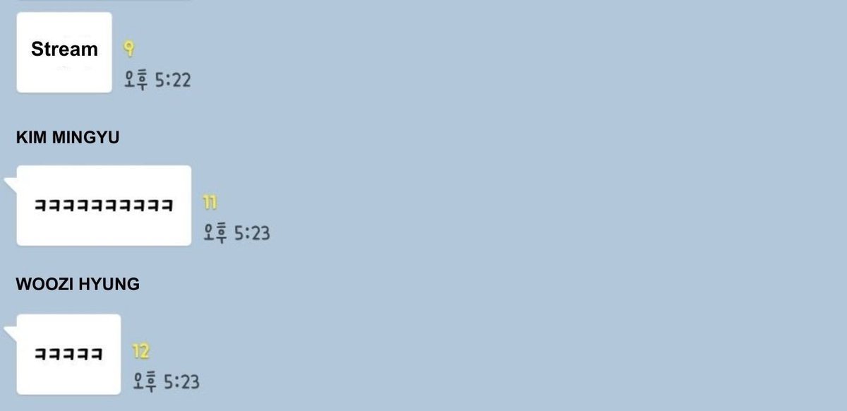 7 years ago today, seungkwan shared a screenshot of seventeen gc where he sent a photo of woozi edited to look like an album cover 😆

🍊: watching woozi hyung looking out the window