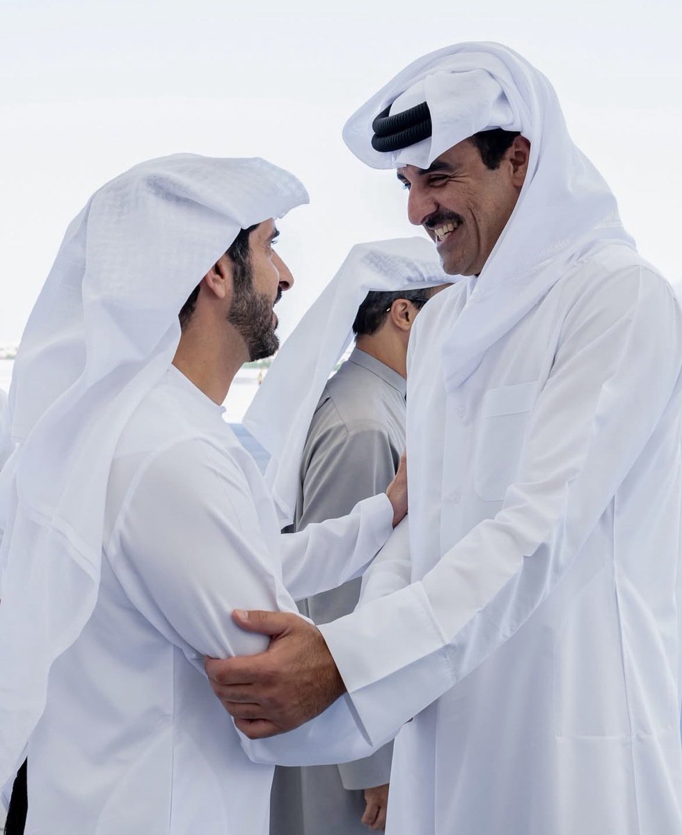 Hamdan_bin87's tweet photo. The President and the Prince of Qatar are exploring the brotherly relations and the efforts made regarding regional developments
His Highness Sheikh Tamim bin Hamad Al-Thani, the prince of the sister state of Qatar, arrived today in the country for a brotherly visit. https://t.co/OXD3fGE5rJ