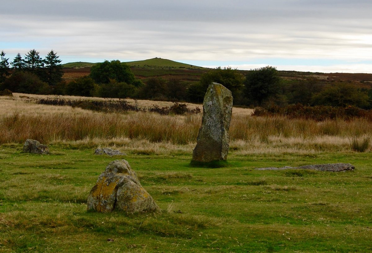 KPW1453's tweet image. Some of the remaining stones of Mitchell’s Fold Stone Circle in southwest Shropshire, near the village of White Grit. Dating to the Bronze Age, there were possibly 30 stones at one time; only 15 are now visible. 📸 My own. #StandingStoneSunday #Prehistory #Shropshire