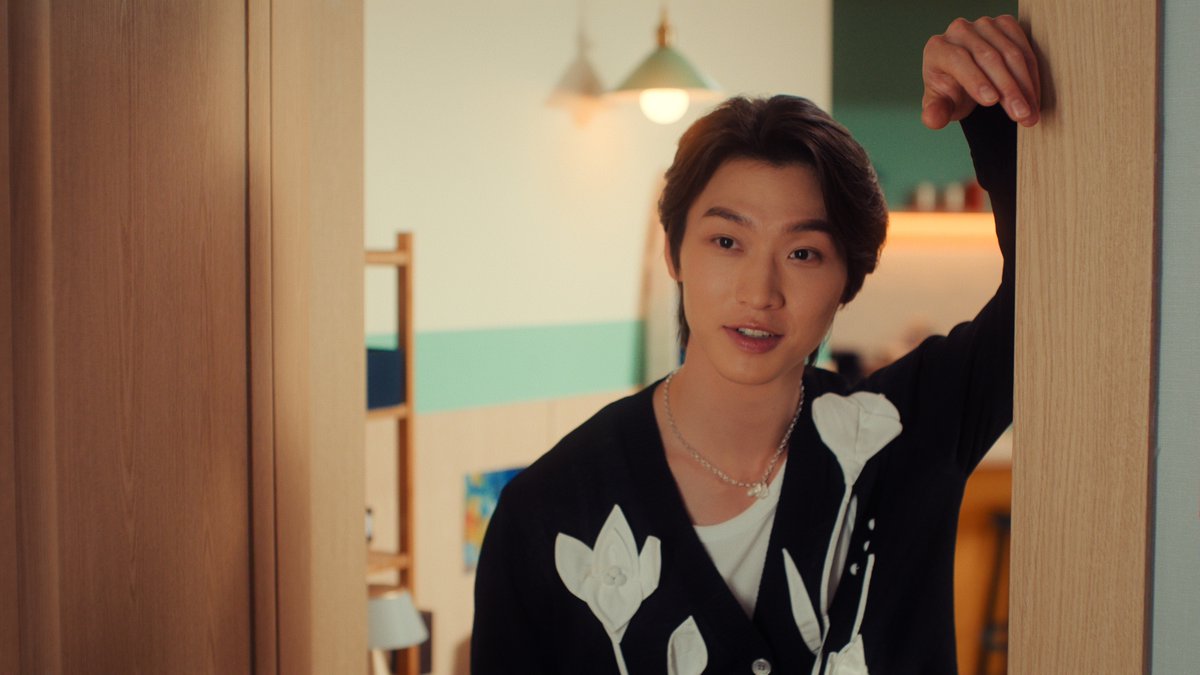 새로운 학기, 새로운 비밀, 새로운 사건.

키티의 세 번째 한국살이. <엑스오, 키티> 시즌3, 4월 2일 공개. 오직 넷플릭스에서.