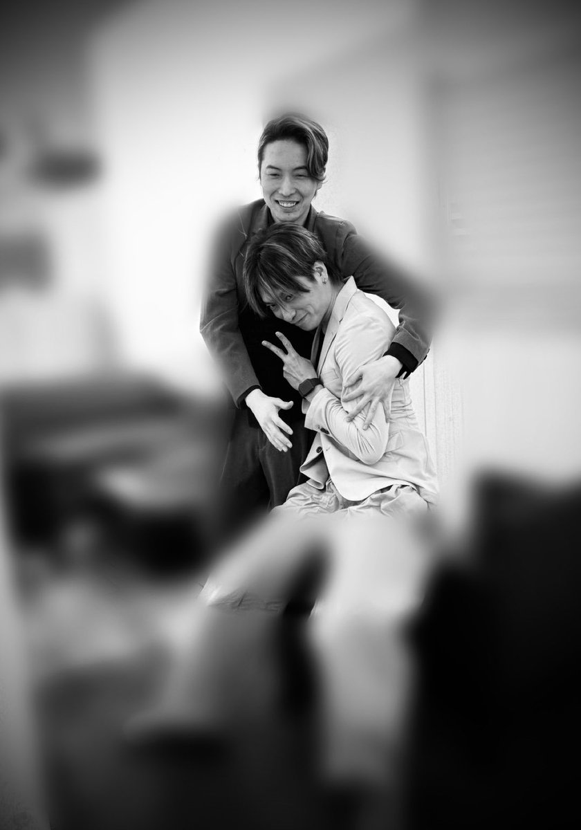 hiroki0823's tweet image. #TDイベ  皆忙しくて限られた時間の中での色んなやりくりが大変すぎて集合写真を撮る暇もありません！が、充実した仕上がりになりそうです！肝心のしゃべりのリハはまだ手付かずですので、しっかりデンジャラスです。

とある日のケンちゃんと僕。