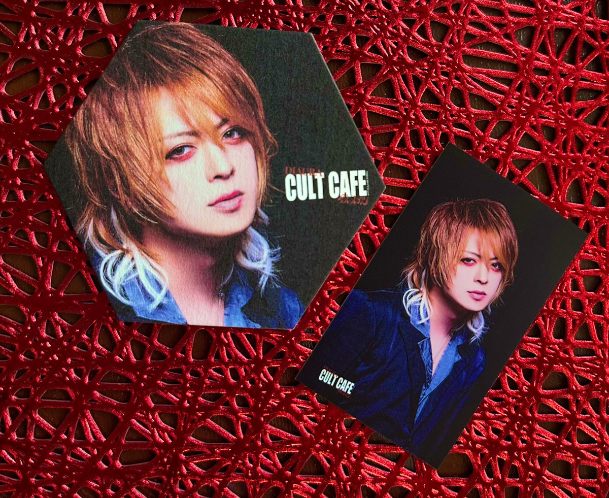kyankokenn's tweet photo. DIAURA【交換】

CULT CAFE

《譲》達也さん
コースター＋ステッカー

《求》佳衣さん
コースターもしくはステッカー

佳衣さんのどちらかで良いので交換できる方いらっしゃいましたらお気軽にご連絡ください☻ https://t.co/ICM9RThzag