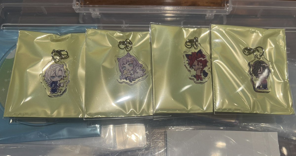 skyeofiland's tweet photo. 【交換】オトファン  アクリルチャーム　コースター　キラカード

譲:画像参照

求:チャーム→ルヲ、ドロシー
キラカード→ドロシー(等身1S2)>ルヲ(等身1SD1)
アクリルコースター→ルヲ、ドロシー、クロード

17時以降、夜公演前会場手渡し可能です。
よろしくお願いいたします。 https://t.co/IwpdQjwsp7