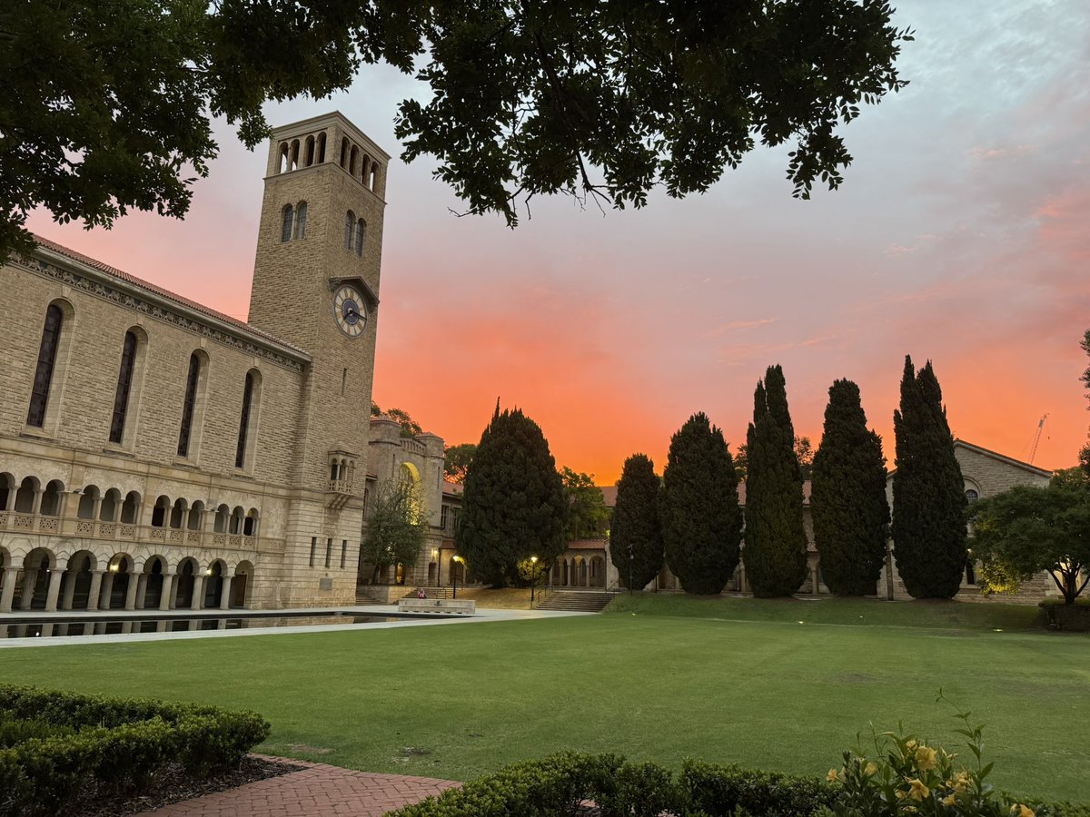 AstroRongjun tweet media