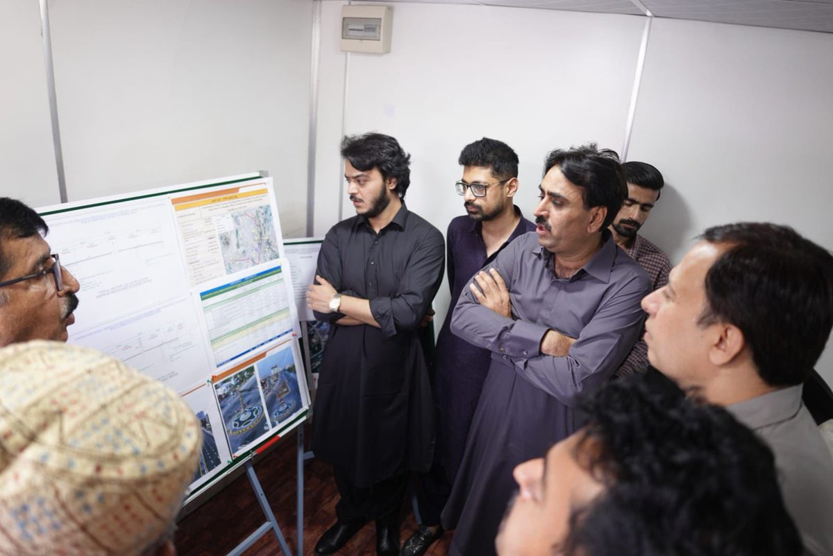 Hyderabad: Provincial Minister <a href="/jamkhanshoro/">jam khan shoro</a>, Provincial Minister Haji Ali Hassan , and Mayor <a href="/KashifShoroPPP/">Kashif Shoro</a> visited ongoing development projects in Hyderabad.
They reviewed progress on the Auto Bhan Project and received a detailed briefing from officials on the work underway.