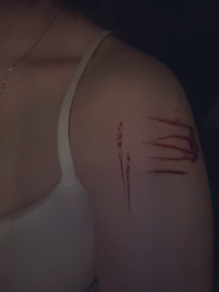 𑣲𝙗𝙚𝙗𝙚𝙩𝙩𝙚🪽🔪 tweet media