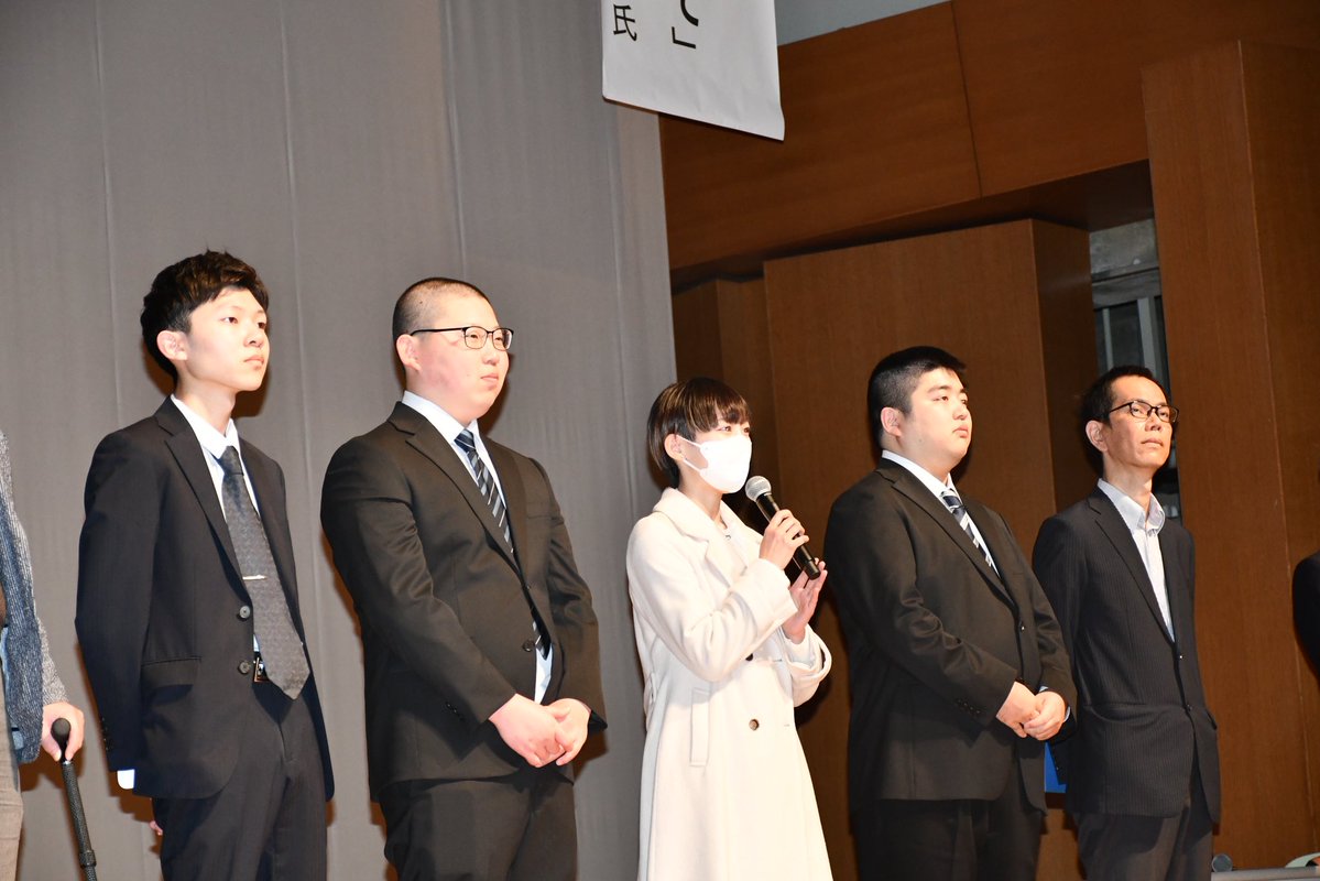 本日「磐田市社会福祉大会」に学生が参加！
実は「福祉の魅力を伝える動画」制作に携わりましたーステージでは体験や想いを堂々と発表。地域と連携し、実践で学ぶ。
これぞSSUのスタイルです ！👍
皆さんお疲れ様でした🍵
後日のYouTubeをお楽しみに💫
＃静岡産業大学 #磐田市 #地域連携 #社会福祉