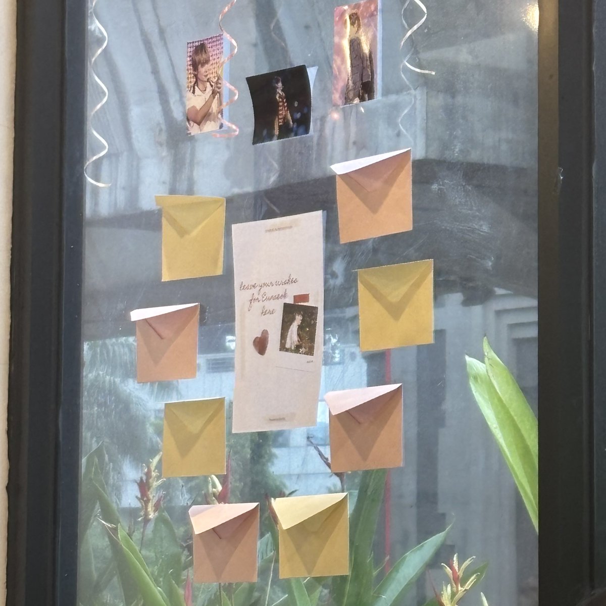 perayaan (lebih cepat 1 bulan) bertambahnya umur si pisces di hari penuh cinta! 💐💌

biggest kudos to <a href="/DearSES_/">DearSES .ᐟ</a> for hosting this lovely event. 💗