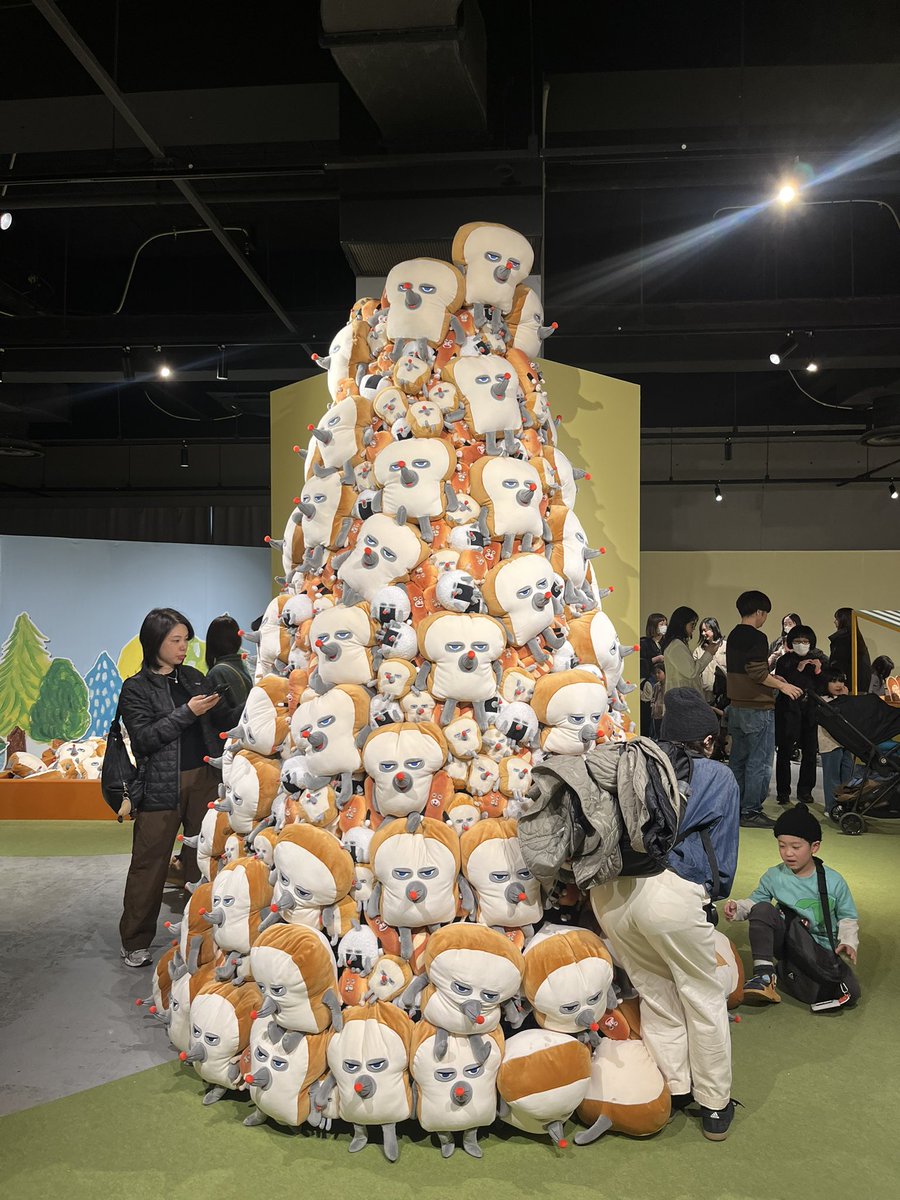 labomatsuki's tweet photo. 家で夜な夜な読書しているパンどろぼうに、体験型イベントがあるというので当然参加してきました!!
当日券でも入れたので、とにかくアソビルに行ってみることを勧めます。
@pandorobohiroba
#パンどろぼうひろば #ASOBUILD #アソビル #横浜 https://t.co/jgMAxXfSUR