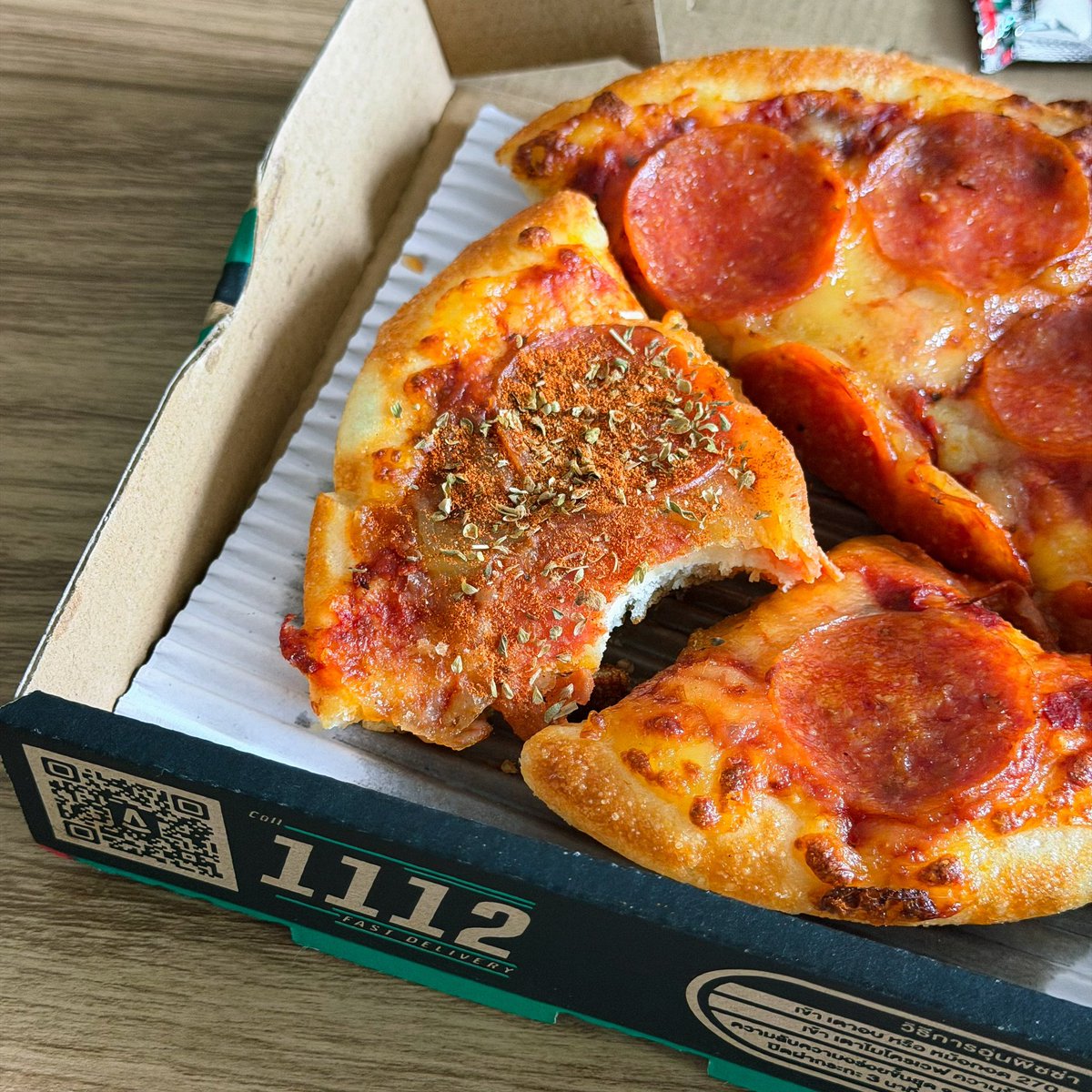 เซ็ตสุดฮิตเดอะพิซซ่าคอมปะนีในแกร็บฟู้ดเหลือแค่ 149 บาท ลดแรงแค่ 10 วันเท่านั้น สั่งด่วนเลย!!! ใส่โค้ด 𝗧𝗣𝗖𝟭𝟬𝟬 ลดอีกสูงสุด 100 กินคนเดียวไม่แบ่งใครไปเลย