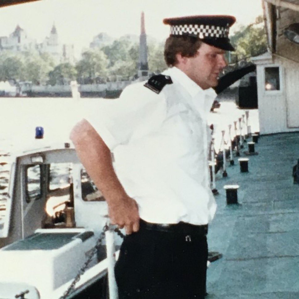 MPFed's tweet image. Remembering PC Mark Peers, of the Metropolitan Police, who died on duty on this day in 1989 #LestWeForget