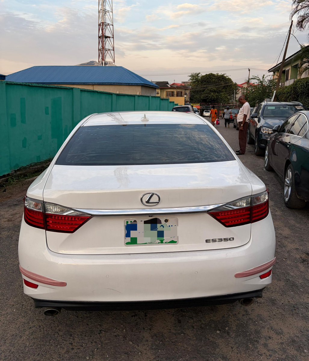 Sharp deal. V. Clean 5mnth registered 2014 kitted 2020 Lexus Es350. 2025 Entry. Toks standard. Absolutely buy and drive. Nothing to fix. Price: 15.8m LAs LAs 

Location: Yaba