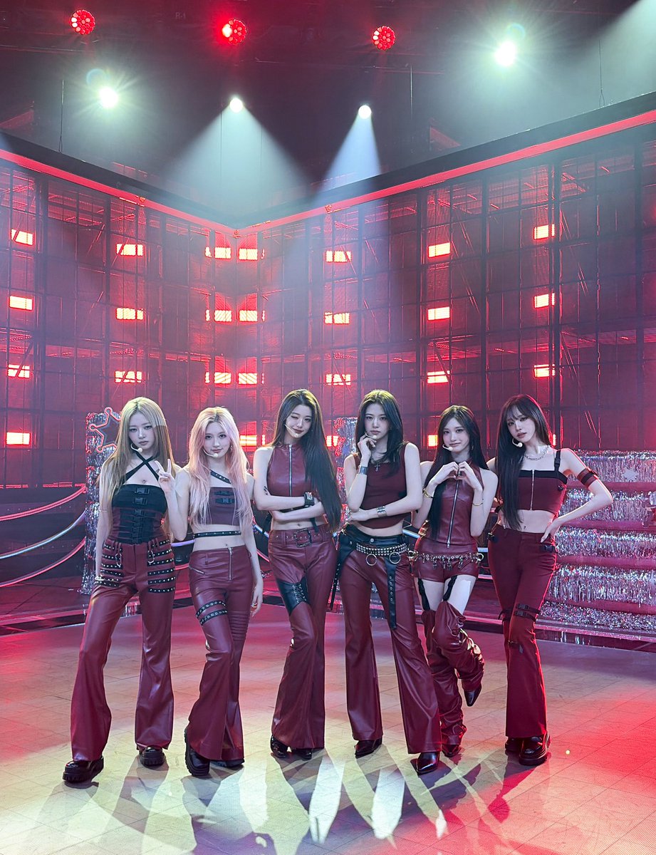 📸 
IVE SHOT!

DATE : 2026.02.15
NAME : #SBS #인기가요 

#IVE #아이브 
#안유진 #가을 #레이 #장원영 #리즈 #이서 
#REVIVE_PLUS 
#BANGBANG #IVE_BANGBANG 
#IVE_SHOT