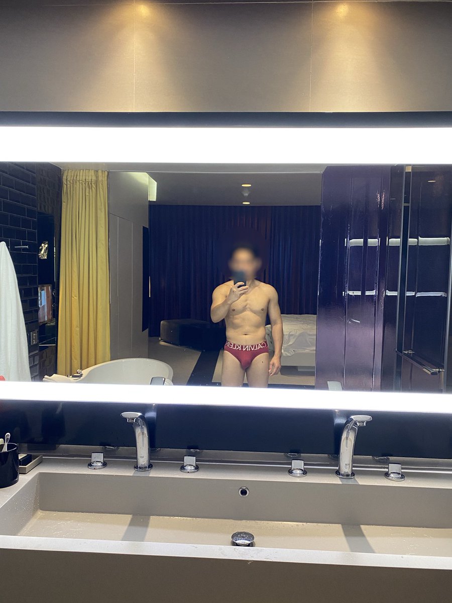 อยากนวดทักมาครับ tweet media