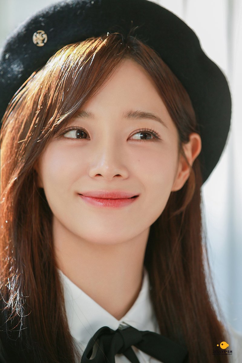 김세정 얼굴 tweet media