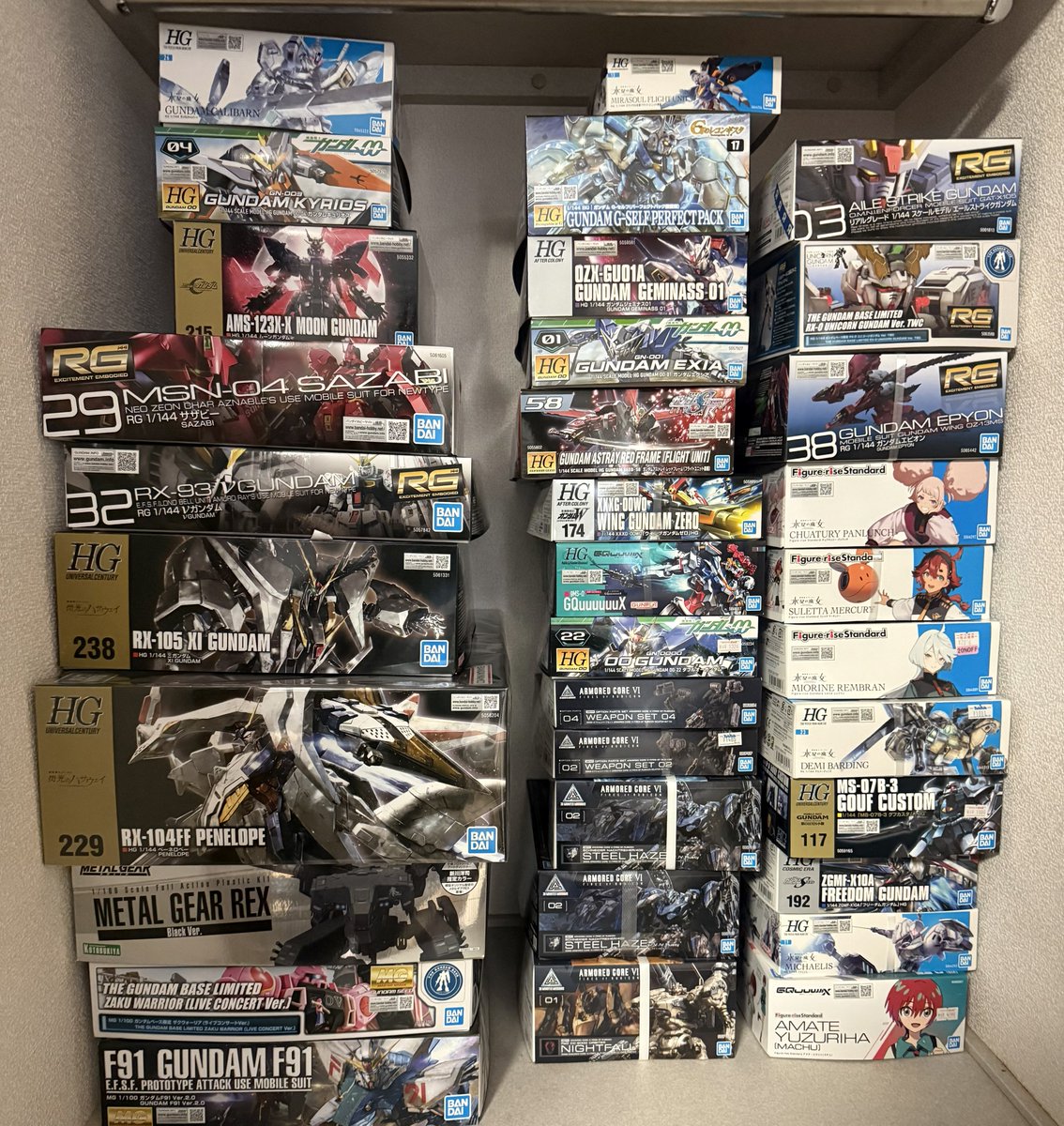 積みプラ整理してました。 増えてね？ なんで？？？ 一箇所に固めて