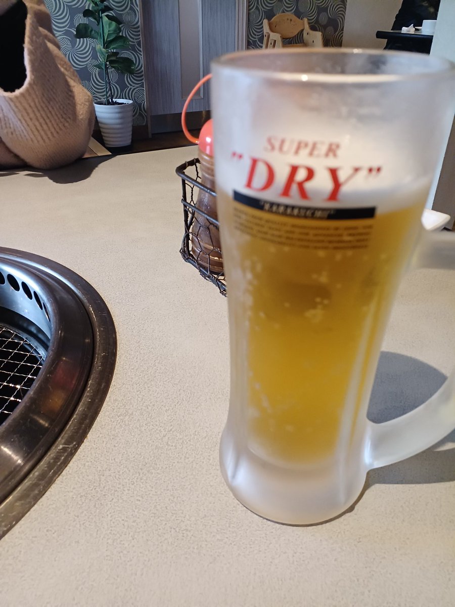 パンピー tweet media