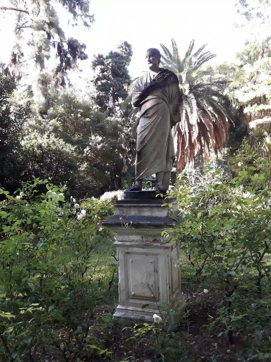 Esquines. El orador griego que terminó en Palermo por error. Buenos Aires adoptó al orador griego sin haberlo buscado. palermonline.com.ar/wordpress/esqu…