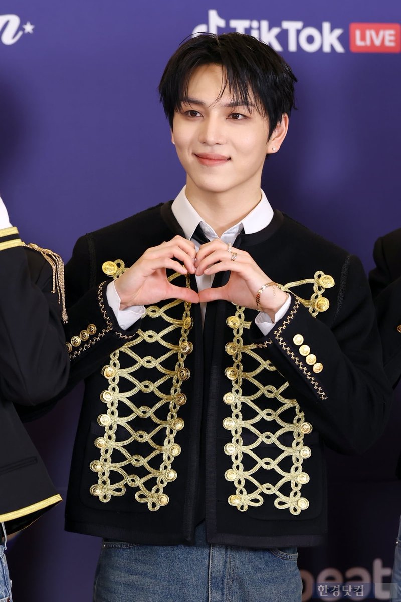 PENTAGONisETERNAL PENTAGON Always Shines #PENTAGON #펜타곤