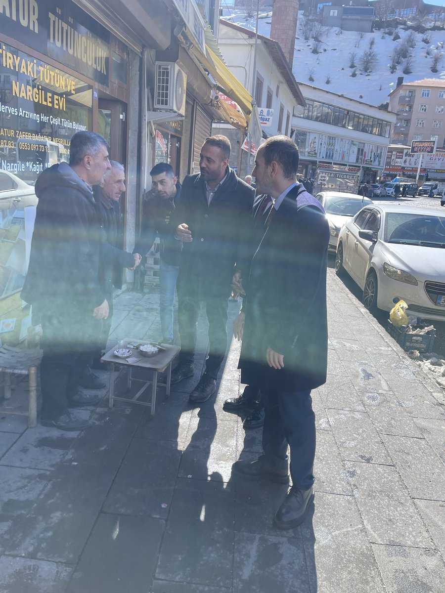 MKYK Üyemiz ve Sivil Toplum ve Halkla İlişkiler Bölge Koordinatörümüz Sayın Mustafa Emre ÇELİK ile kıymetli STK temsilcilerimizle esnaf ziyaretimizi gerçekleştirdik. 

Ziyaret kapsamında esnaflarımızın talep ve önerilerini dinledik. Sahadaki çalışmalarımızı değerlendirdik.