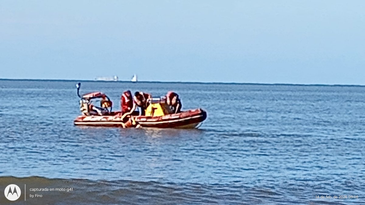 Este sábado se realizó la travesía de nado desde la playa hasta la Isla de las Gavotas, evento organizado por NAF (Nadadores de Aguas Frías) a total beneficio de ADES. Una jornada con clima ideal para esta propuesta. Gracias NAF por colaborar nuevamente con nuestra causa!