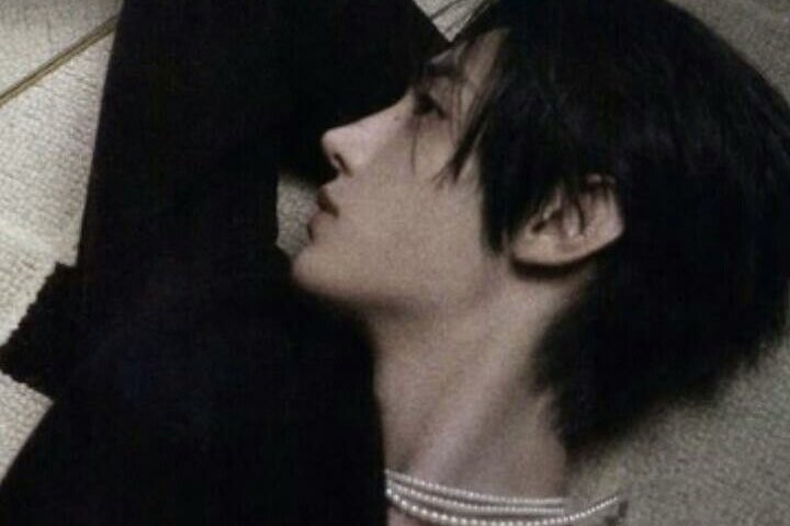 oosvnae's tweet photo. echoes beneath the waves — sunsun 🔞au

leigh (sn) wakes up with no memories—no past, no love, no husband.

but primo (sh) says he is exactly that. 

now living together under one roof, leigh feels nothing. because if primo is really his husband, why does he feel like a stranger? https://t.co/RdErLt5svV