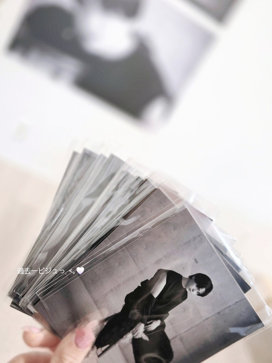 hy_sh156's tweet photo. #PLAYLANDART 展07
_You Know What?
撮影時のことも含め制作秘話や絵の具の色のお話などいっぱい色々なお話を聞きながら3日間みっちり観て、きいて、追体験ができて楽しかったです❣️
素敵な展示を本当にありがとうございました🙂↕️ https://t.co/FqI55AlOiO